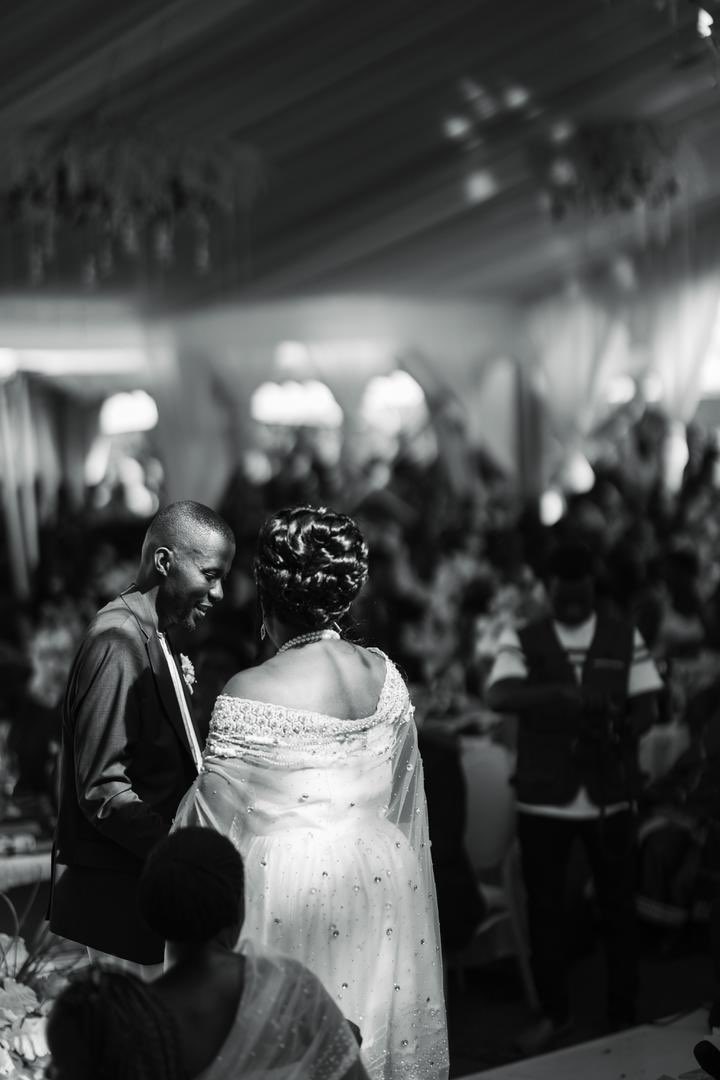 236Events's tweet photo. Flashback Friday to Joseph and Christine’s stunning traditional ceremony, captured in timeless black and white. 🖤 ✨ #FlashbackFriday #TraditionalWedding #BlackAndWhitePhotography #236events https://t.co/O0eqjA0sEB