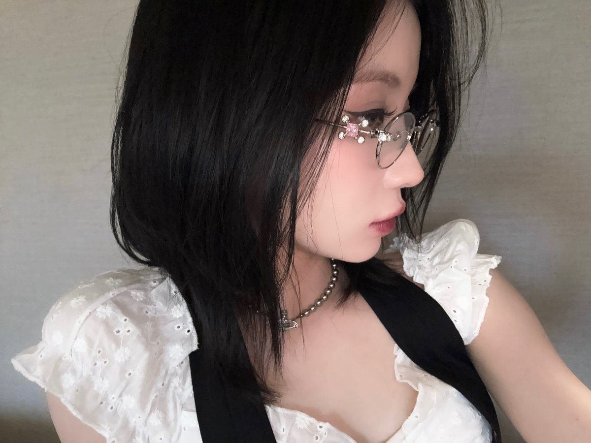 asahours's tweet photo. ₊⊹𓂃۶ৎ
#ASA #アサ #아사 #榎並杏紗 https://t.co/fej2nwCVUA