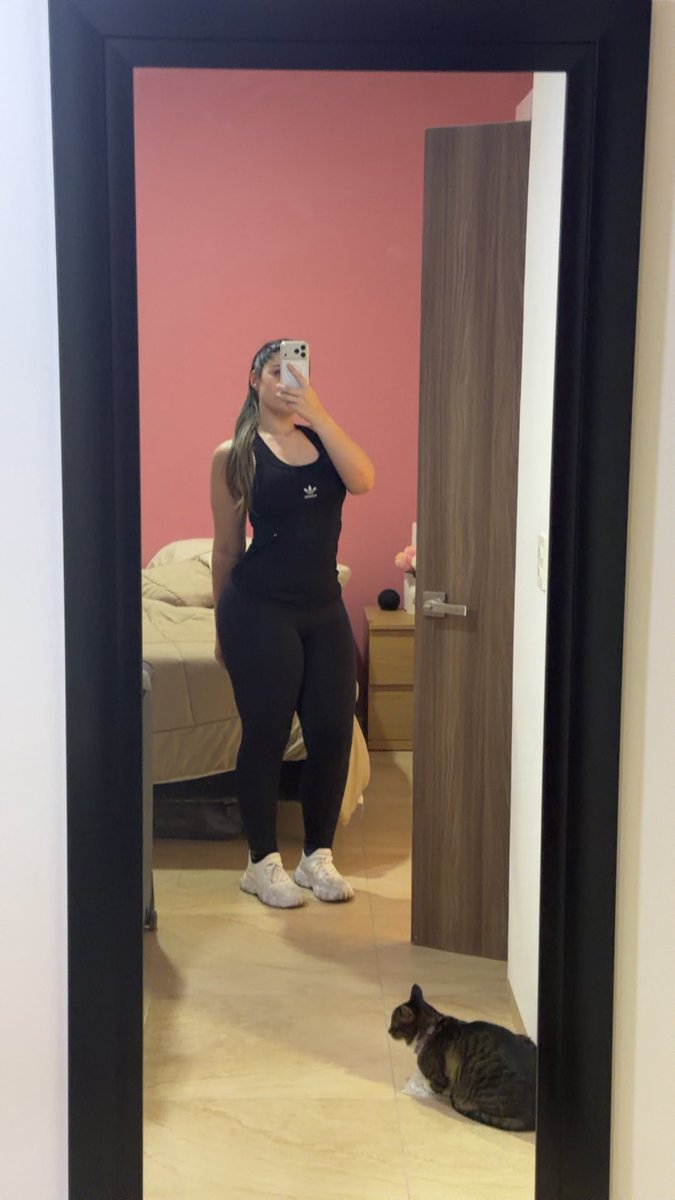 GirlOfNox tweet media