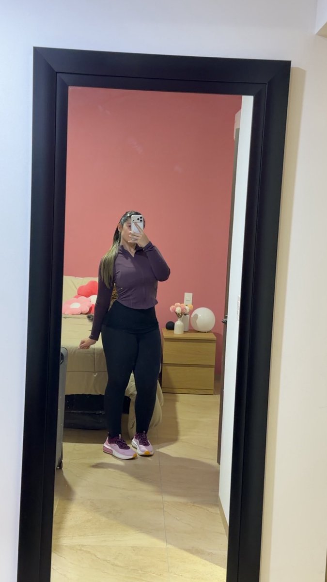 GirlOfNox tweet media