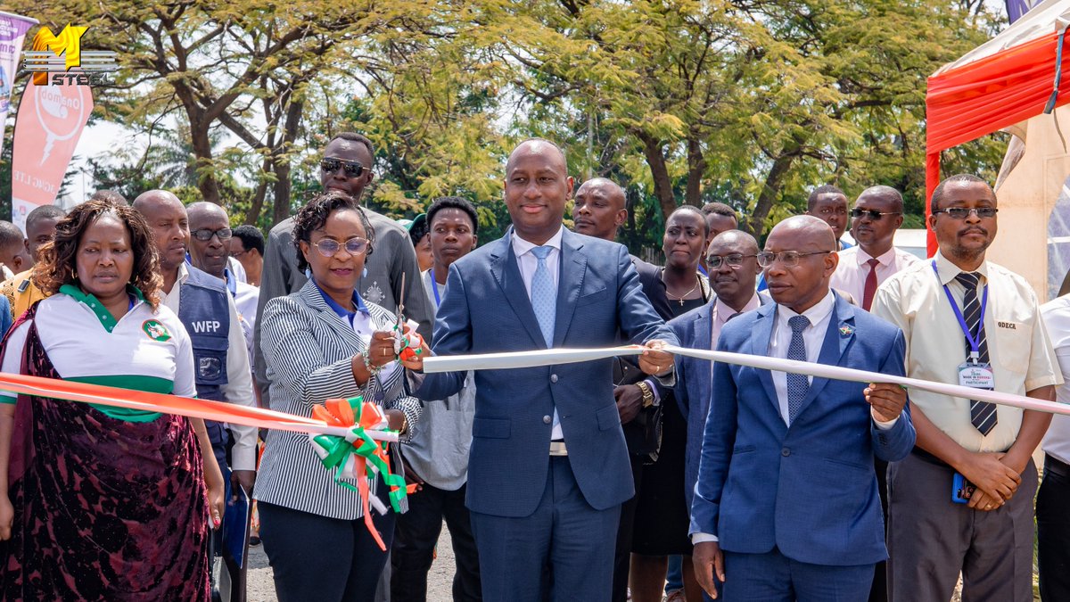 MusumbaSteelCo's tweet photo. 🇧🇮Musumba Steel à la Foire Made in Burundi 2026

Fiers de participer à cet événement qui valorise le savoir-faire et l’industrie locale.

✔ Qualité
✔ Expertise
✔ Made in Burundi
📍Retrouvez-nous à notre stand tout au long de la foire.
#MusumbaSteel #MadeInBurundi #Bujumbura https://t.co/IXYERTXSIP