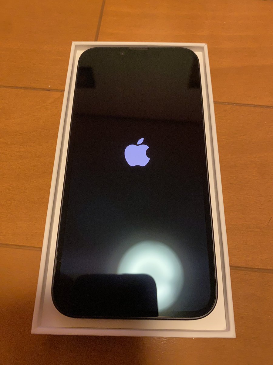 norichan1014's tweet photo. I got new gears.
Maybe, my best choices.
I want to set it up quickly.
#iPhone17e #powerbeatspro2 #サンマルク #チョコクロ https://t.co/WydpOBGTHK