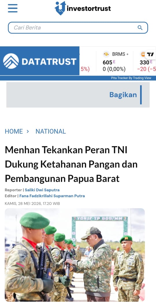 FabelHosti's tweet photo. TNI hadir bersama aparatur negara, pihak swasta, sesepuh adat, pemuda, perempuan, hingga tenaga sukarela. Tidak ada yang dikecualikan.

Fokus Menjaga VisiBangsa https://t.co/sMsL3XmOLZ