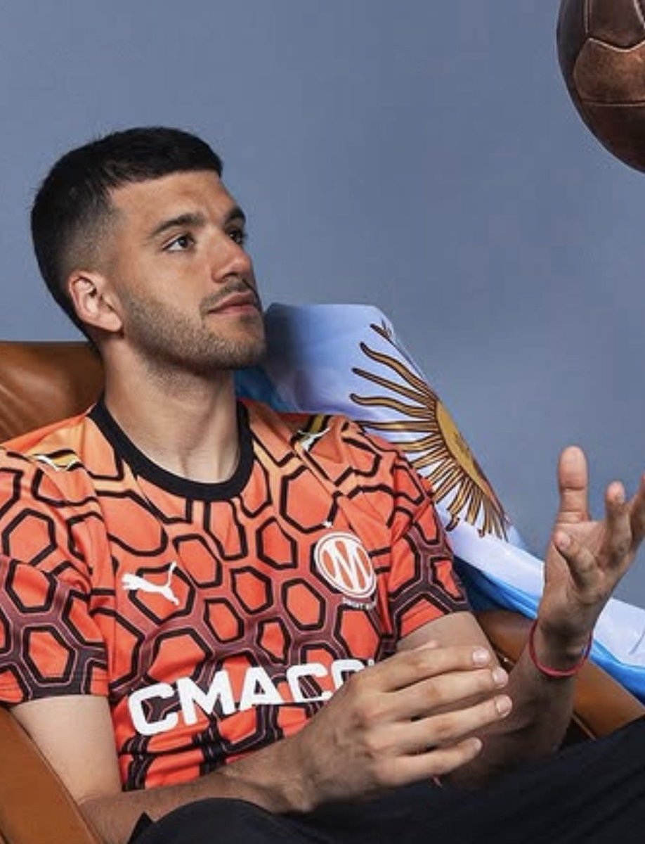 chris49OM's tweet photo. Maillot gk 😅 #teamom https://t.co/LEJcJOQGiP