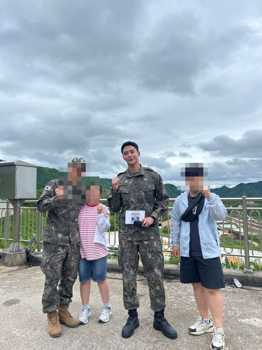 RowoonNews's tweet photo. cykymh instagram updates with Rowoon at the 2026 Joint Live-Fire Exercise!

#ROWOON #로운
https://t.co/nHN93gIBpg https://t.co/GLjUIhYKjz