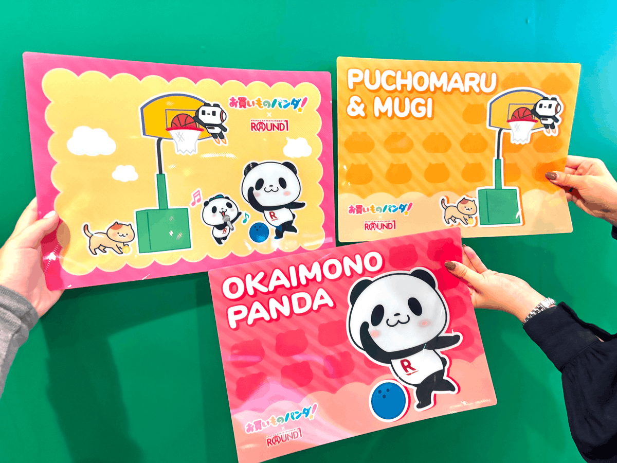 a_okaimonopanda's tweet photo. ╋━━━━━━━━━━━━━━
🎺 ROUND1 × #お買いものパンダ！
　　　　コラボ開催中！✨
━━━━━━━━━━━━━━╋
投球後の演出画面が 
#アニメお買いものパンダ 仕様に🎳
コラボパックならオリジナルフレームで記念撮影も📷✨

さらに！コラボメニュー注文で
🎁「直径10cmアクリルキーホルダー」をプレゼント！
存在感抜群でパステルカラーがとっても可愛い💖

⚠️【重要】
6/4(水)からノベルティが切り替わります！
お早めにチェックしてくださいね💨

📅 開催期間：7/20(月)まで
🔗 詳細はコチラ：https://t.co/1yzRLUxgHr 

お買いものパンダたちとたくさん遊ぼっ🌟