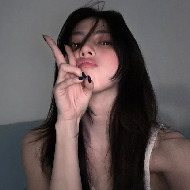 marina tweet media