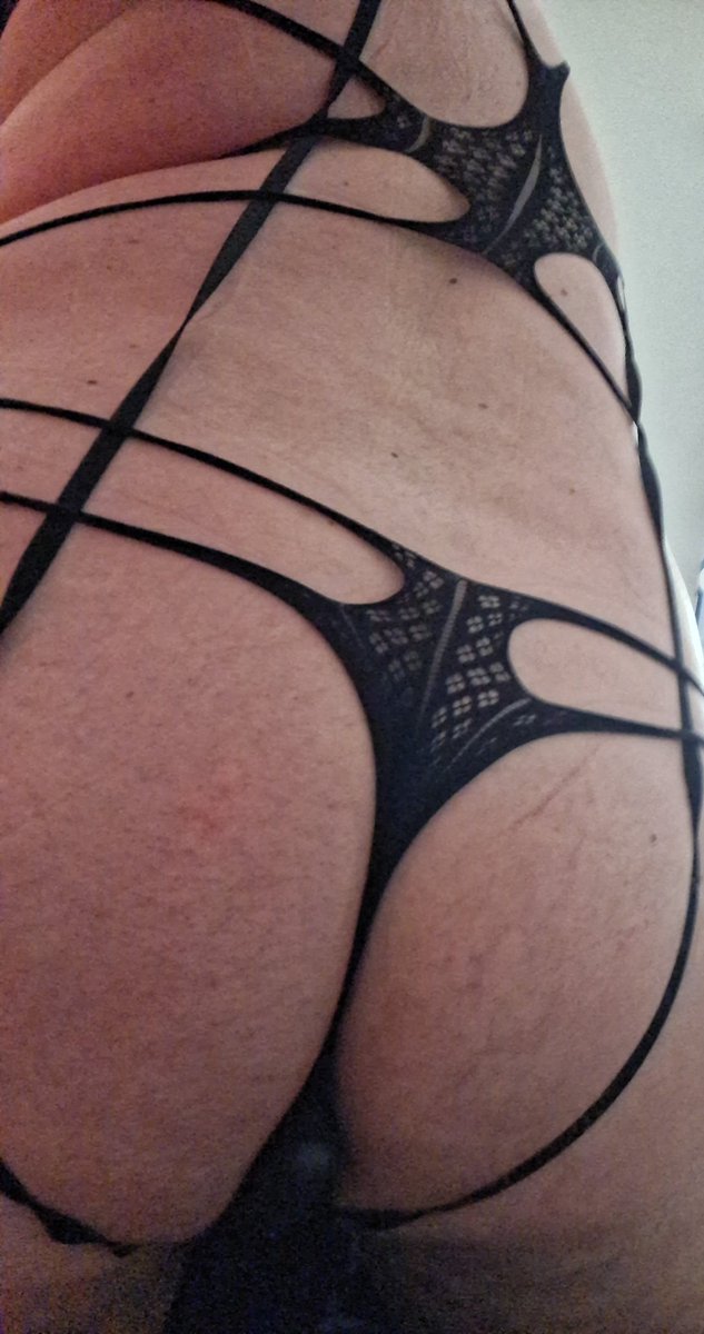 Hoehoeto's tweet photo. #sissy #sph #feminization https://t.co/Qe4AvkfXsi