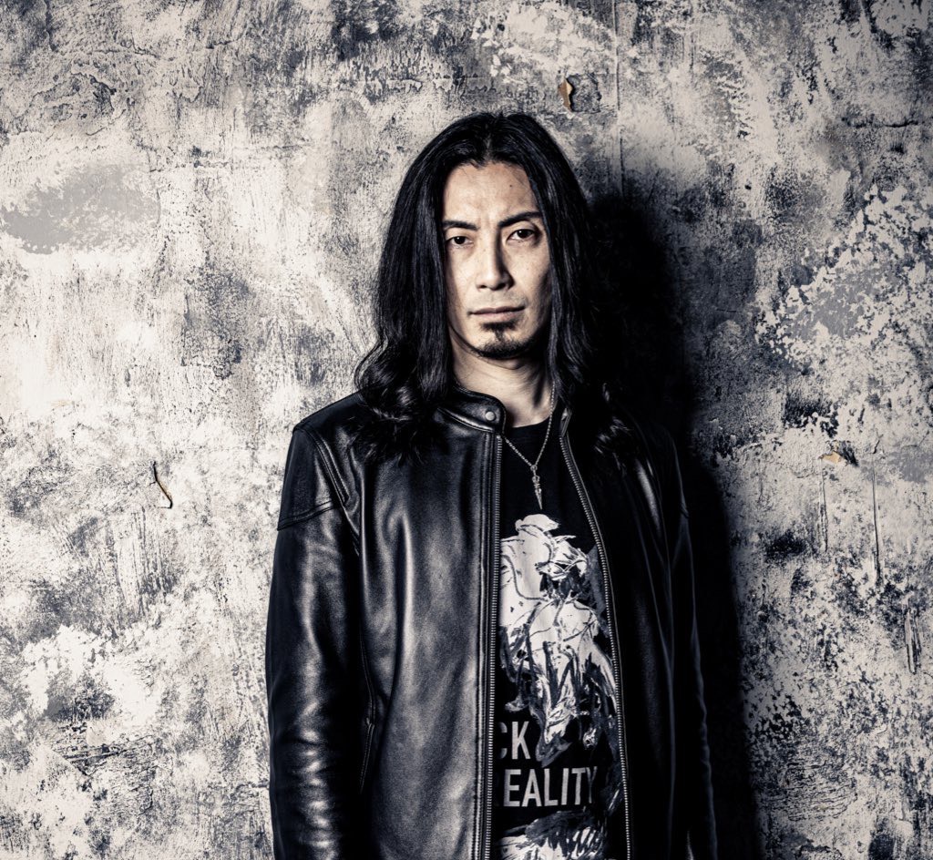 gekirock's tweet photo. 元SERPENTのKen ＆ Keija（Veiled in Scarlet）によるメロディック・デス・プロジェクト Grave to the Hope、約5年半ぶり最新作『LIVING IN DESPAIR』8/19リリース！KOUTA（THOUSAND EYES）全曲ギター・ソロにゲスト参加！ https://t.co/J97XlabbwJ https://t.co/ZWsIdIvHru