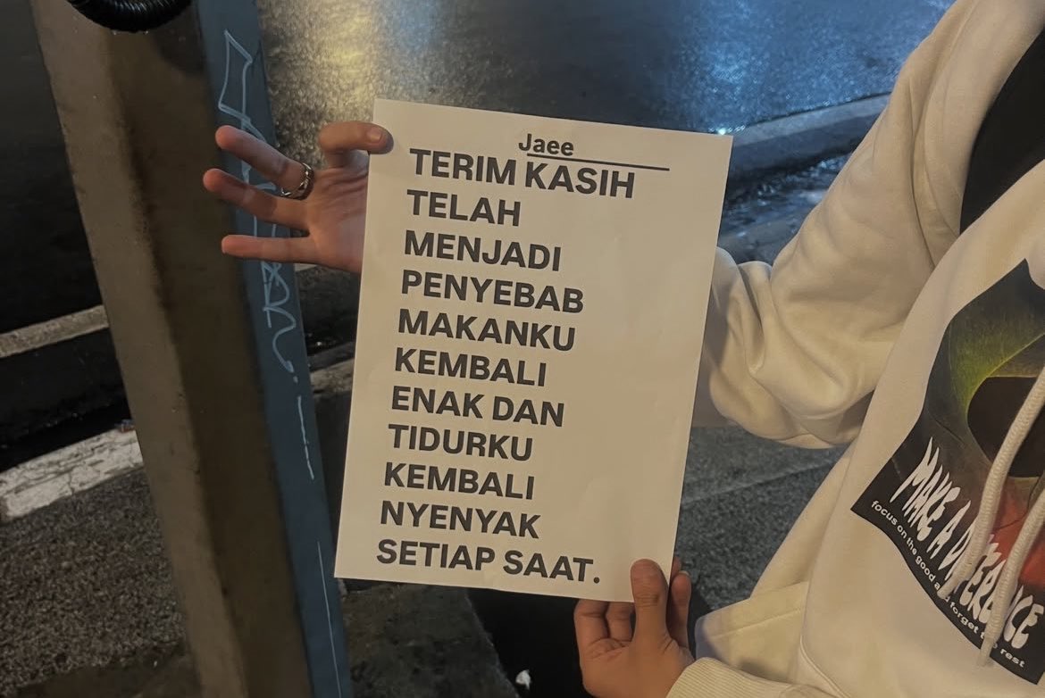 Berkata tweet media