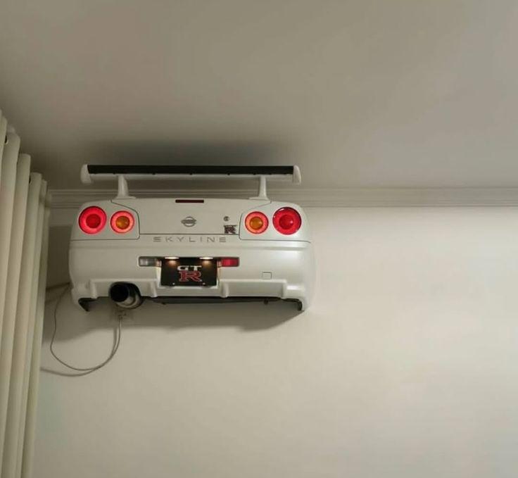 dollyp2025's tweet photo. I just got my air conditioner what do you think https://t.co/BUBiLi85Kn
