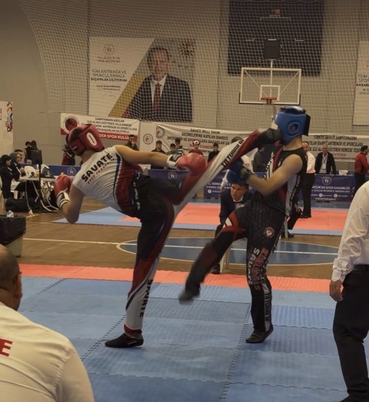 savatetr's tweet photo. 19-22 Mayıs 26 Tarihinde Türkiye Savate Assaut Minik Yıldız Gençler Şampiyonası Pendik-İstanbul’da Yoğun Katılm İle Yapldı @OA_BAK @GSBsporgm @fjuysal @gosbf1 @tgosbfed @drpelinyilik @ismailhakkiesen @MHPGenelMerkez @firattasolar @faikzcan9 @ulketv @omeronderulketv @firattasolar https://t.co/AQONsVVP1I