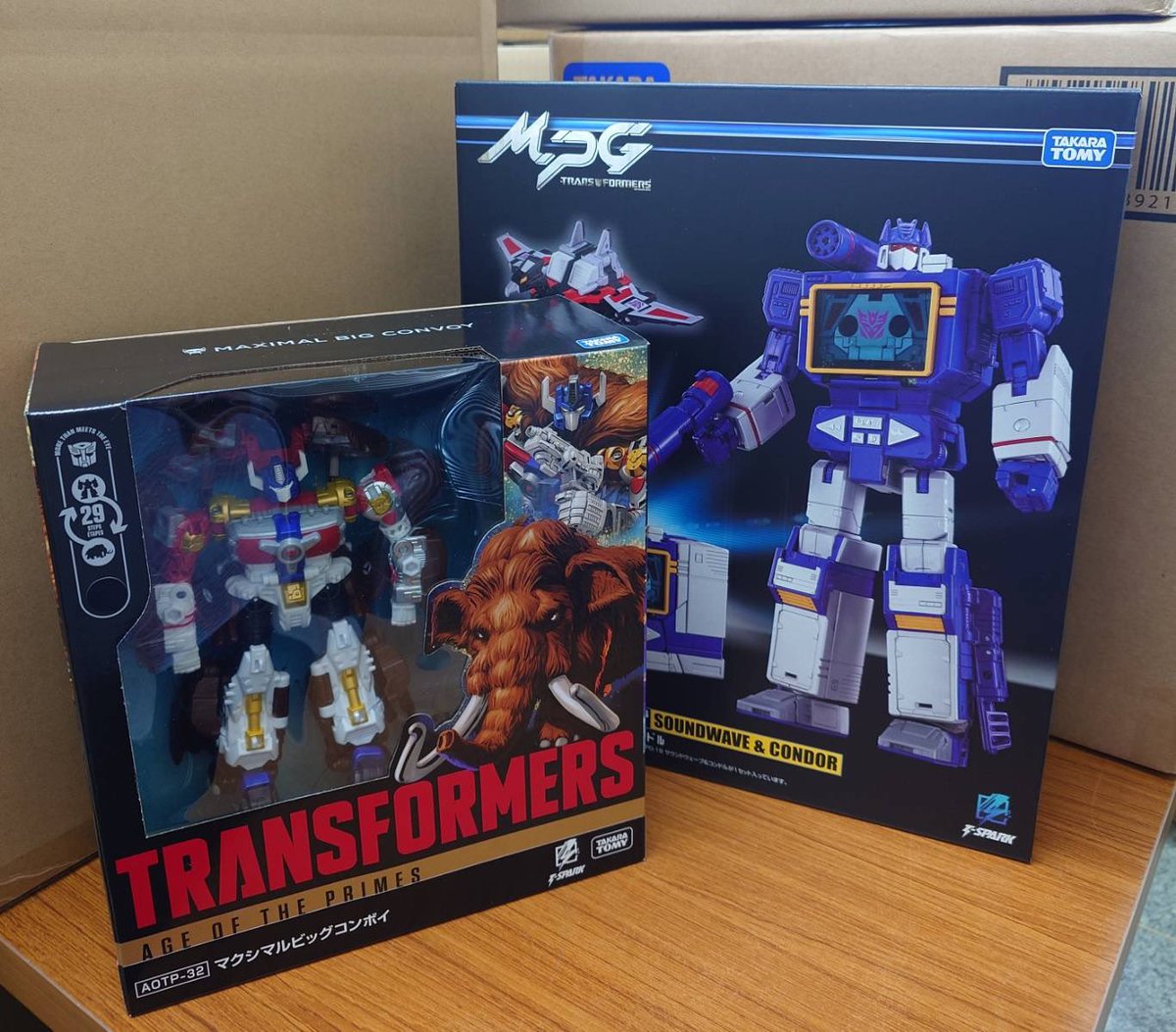 omochanooimoya's tweet photo. おもちゃのおいもや本日(5月29日)の営業時間は、トランスフォーマーの新商品が入荷しましたので２３時頃オープン、２５時頃クローズとなります。
新商品の販売開始は２４時からです。
いずれのサウンドウェーブも早いうちに売り切れていますので、欲しい時が買いたい時です。
#おもちゃのおいもや
#葛飾区
#トランスフォーマー