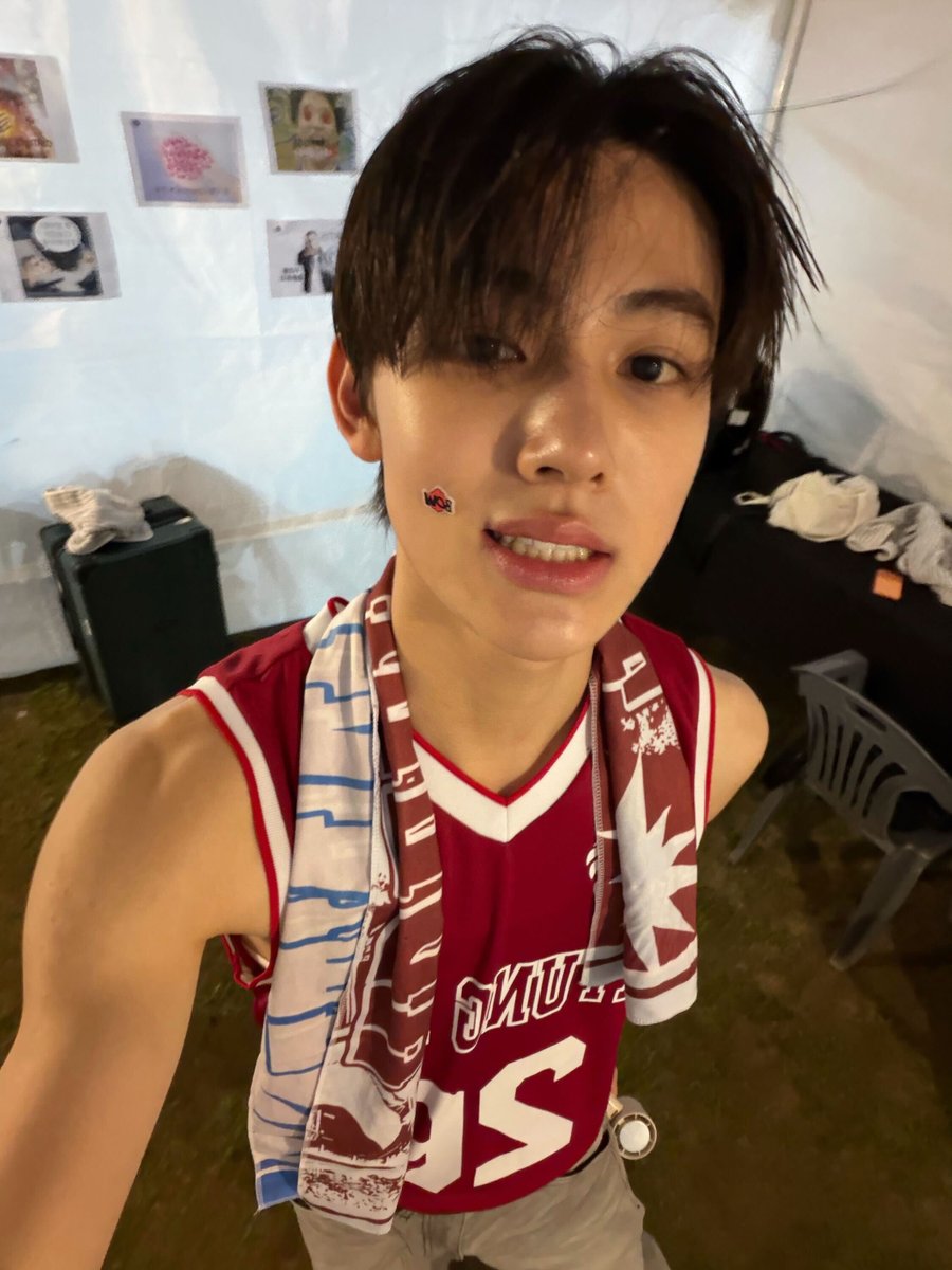 星星 tweet media