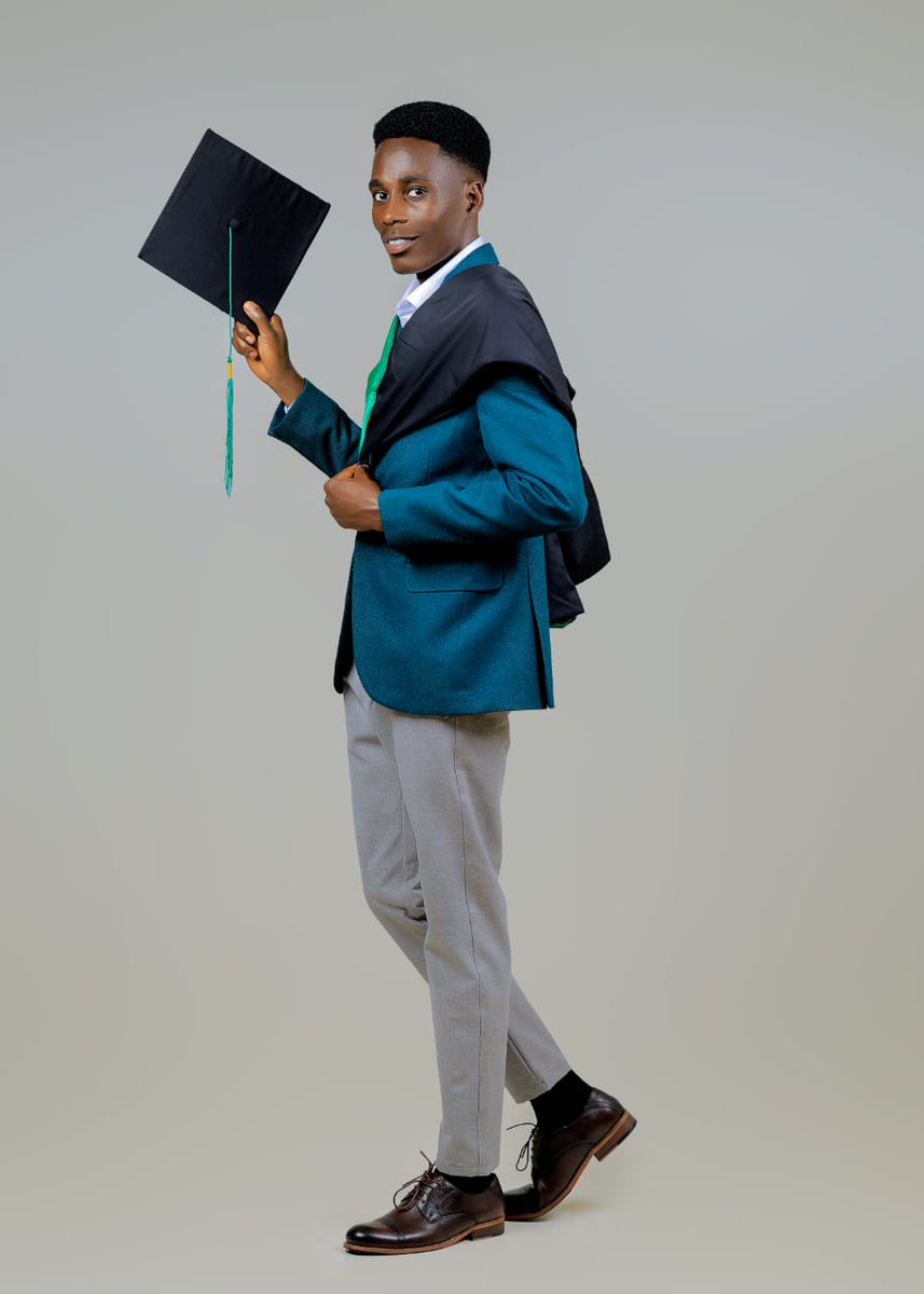 parrotsug's tweet photo. Our former Eastern Uganda (Tororo) reporter, David Omuget is among the more than 1,300 students graduating today from @TeamUniversityU in Kampala today. 
Congratulations, Daudi. https://t.co/Q6slLG8RhV