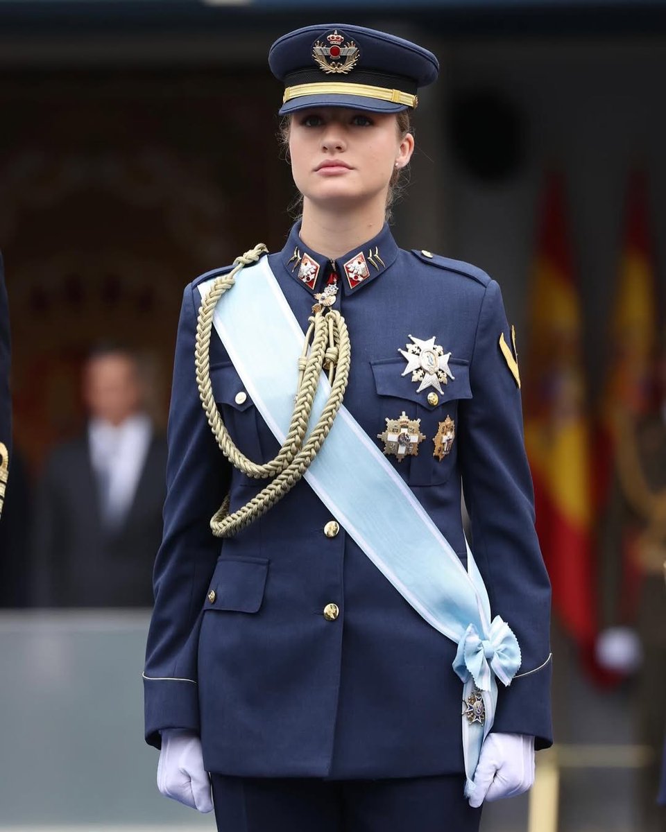AnistonJen4i's tweet photo. Es imposible vivir sin fracasar en algo, a menos que vivas con tanta cautela que prácticamente no hayas vivido en absoluto; en cuyo caso, fracasas por defecto.🇪🇸🌹
#princessleoner https://t.co/whTsS0N6Rk