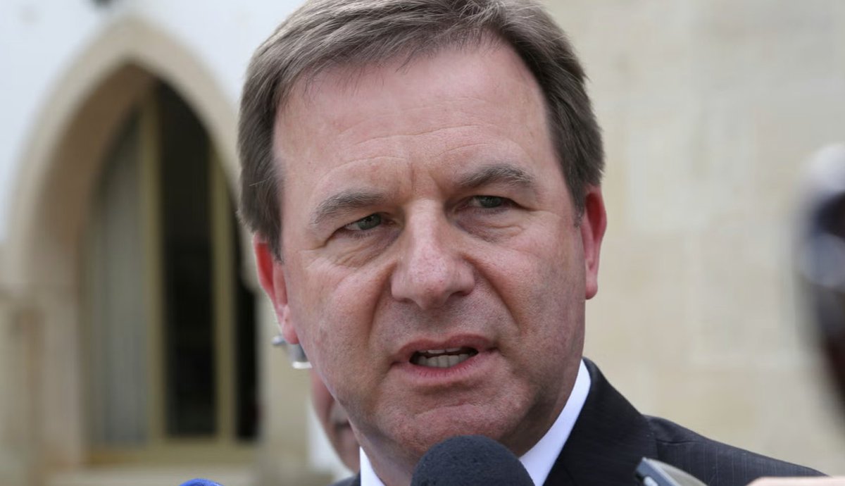Mark4XX's tweet photo. MISPRICED OIL ALERT: EXXON REVEALS THE 2-WEEK FUSE ON A $150 EXPLOSION

Neil Chapman, Senior Vice President of Exxon Mobil Corporation, just laid bare the truth at the Bernstein 42nd Annual Strategic Decisions Conference. The global oil market has lost 11 to 12 million barrels a day. Most observers expect prices to have already gone through the roof. What Chapman revealed instead is far more alarming.

THE MISPRICED OIL TRAP
➡️ A massive 11 to 12 million barrels a day has been removed from the 100 to 104 million barrel global market.
➡️ Yet crude has traded quietly between $90 and $110 for the last six weeks.
➡️ Temporary mitigations have created the illusion that everything is under control.

THE INVENTORY MELTDOWN
➡️ Saudi Arabia maxed out its East-West pipeline at 5 million barrels a day.
➡️ Sanctioned oil from Iran, Venezuela, and Russia has entered the market to fill the gap.
➡️ Commercial inventories and strategic petroleum reserves have been drawn down to critical levels.
➡️ "We're approaching unheard of inventory levels," Neil Chapman stated bluntly.

THE $150-$160 IGNITION
➡️ Once those all-time low inventory levels are reached, there is only one way for prices to go.
➡️ Exxon's models show dated Brent shooting up to $150 or even $160.
➡️ "Once you get to that really low inventory level up to $150, $160, the models would tell you that."
➡️ This price signal is expected in just 2 to 3 weeks according to Exxon’s global trading insights.

THE DEMAND DESTRUCTION REALITY
➡️ At those levels, demand will eventually be destroyed as oil becomes unaffordable.
➡️ The spike will be sharp, painful, and unavoidable in the near term.
➡️ Exxon's five-year-old trading organization in Houston, London, and Singapore sees this with unmatched precision.

THE BOTTOM LINE

ExxonMobil has positioned itself perfectly for the chaos ahead. The current oil price is a dangerous mispricing built on borrowed time and drained inventories. The fuse is lit — and the explosion is coming fast.

This is the sound of a market about to reprice violently.

#ExxonMobil #OilPrices #EnergyAlert #InventoryCrisis #OilShock #XOM #BrentOil