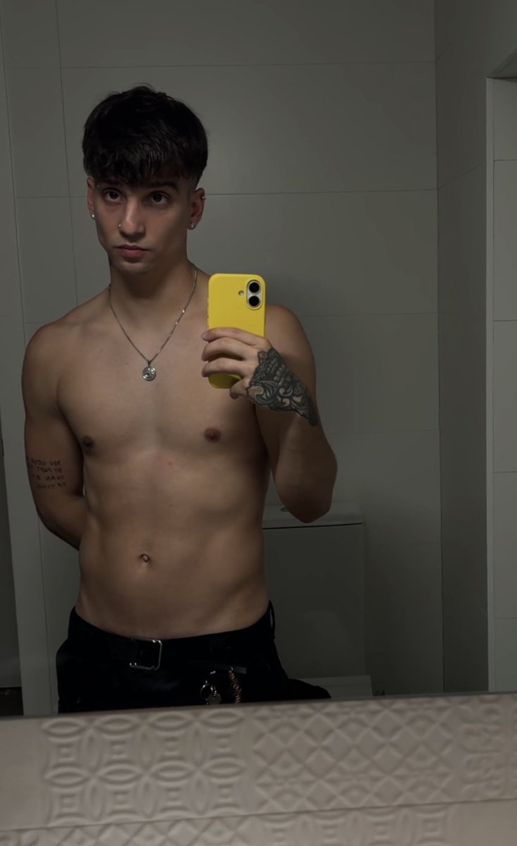 SirsModels's tweet photo. #fitness #model https://t.co/0NzWU6IZXD