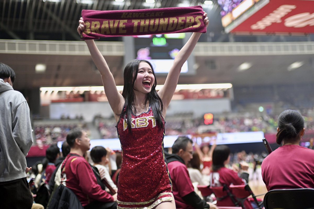 iris_kbtcheer's tweet photo. ︎▶︎▷▶︎▷SWIPE👉🏻

📸GAME DAYS SNAP PHOTO

GO GO THUNDERS！
⚡⚡

⚡︎
#IRIS #iris_kbtcheer #Bチア
#川崎ブレイブサンダース https://t.co/Nxc0ihKbJS