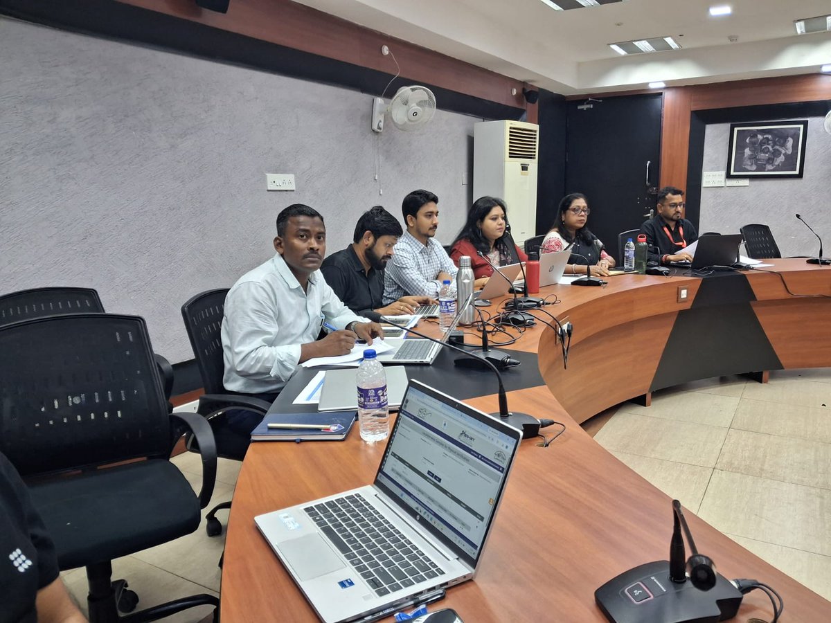 UtkarshBangla's tweet photo. Glimpses from the DDU-GKY 2.0 Project Approval Committee (PAC) Meeting held on 27th May 2026 at Karigari Bhawan, Kolkata.
#WBGovt #DDUGKY #PBSSD https://t.co/5hE1mTEuNA