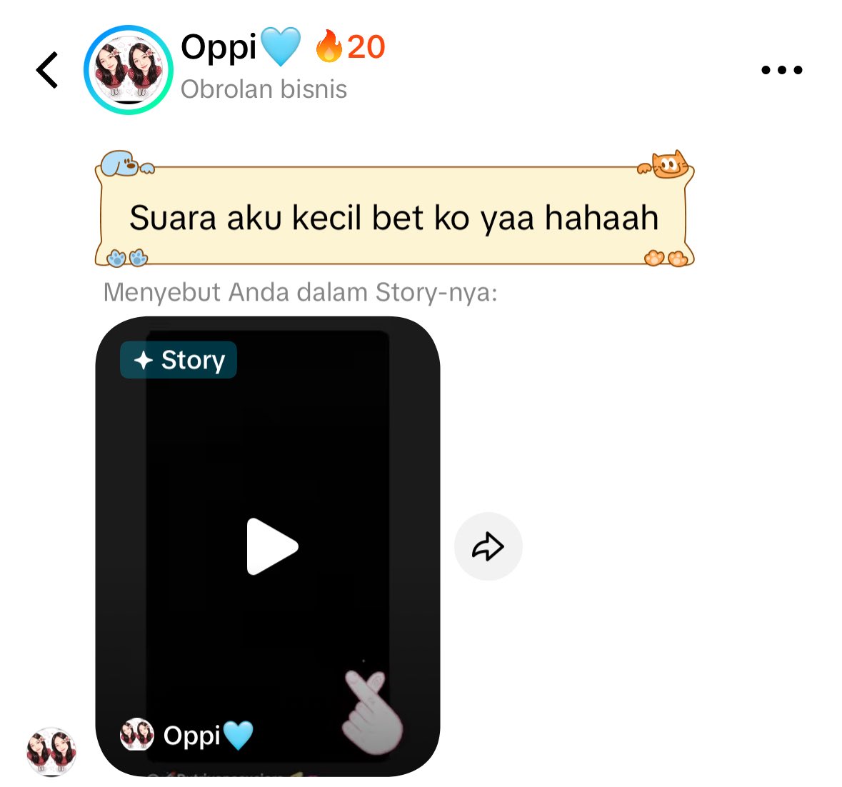 Putryanasuciara's tweet photo. MAACIWWW KAK OPIWWW!! Vokalis yang suaranya paling lembuttt..✨

Saking lembutnya suaranya sampe hampir ga kedengeran, kebanting sama suara music nyaa, tapi masi amannn😉kayaknyaa.. next special kak opiw kita suruh nyanyiin lagu2 kayak restu waktuu🥰🫶🏻 https://t.co/ETCnQtYpbe