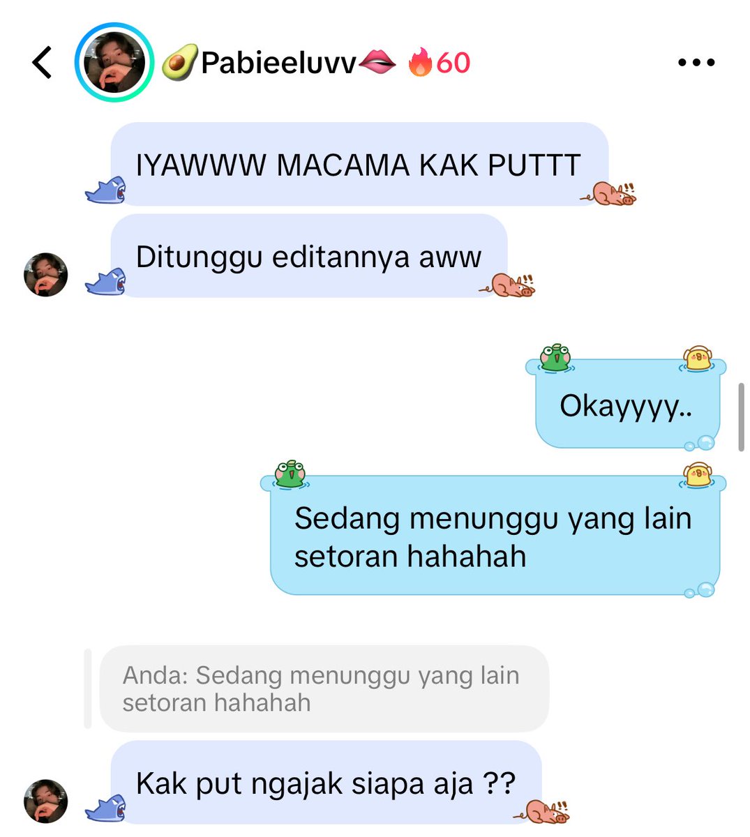 Putryanasuciara's tweet photo. MAACIWWWW PABIIIEE!! Vokalis sekaligus merangkap jadi manager ini✨

Tiap hari nagihin hasil vidionyaa, sementara aku juga masi nunggu beberapa ada yang belum kirim vn, di tagihin satu2 sama diaa, excited sekaliii yahhh.. dalam sebuah grup kita butuh orang seperti beliau ini😍🫶🏻 https://t.co/laPOdS1xzZ