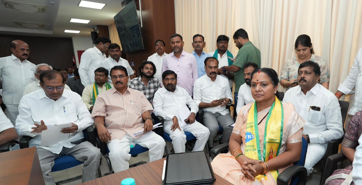 తాకితే రాకుతా tweet media