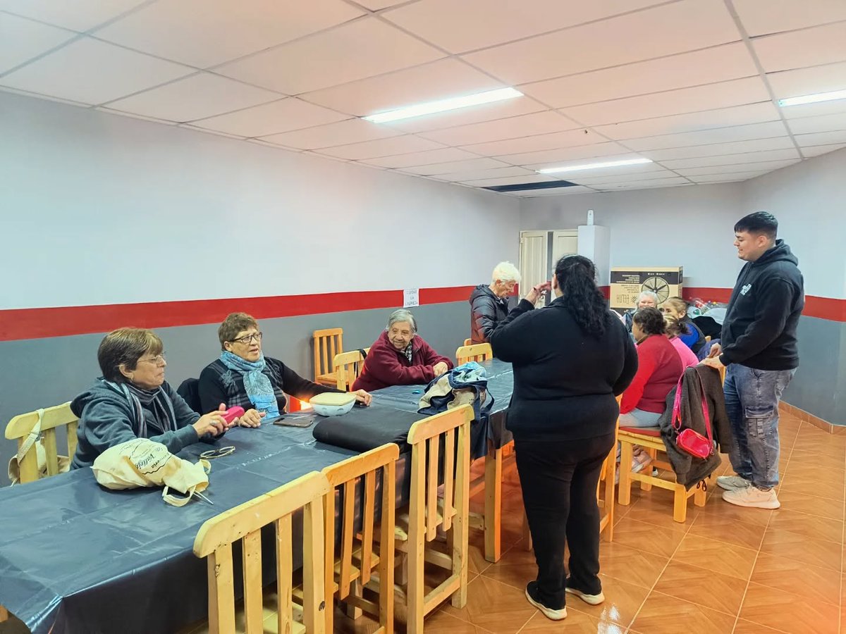 Miguel_DLV's tweet photo. Me pone muy feliz ver cómo disfrutan de este Hogar que es de todos, compartiendo momentos, aprendiendo y fortaleciendo los lazos de amistad y compañerismo.

¡Muchas gracias por ser parte de cada una de las actividades! https://t.co/w8qj3T8dff