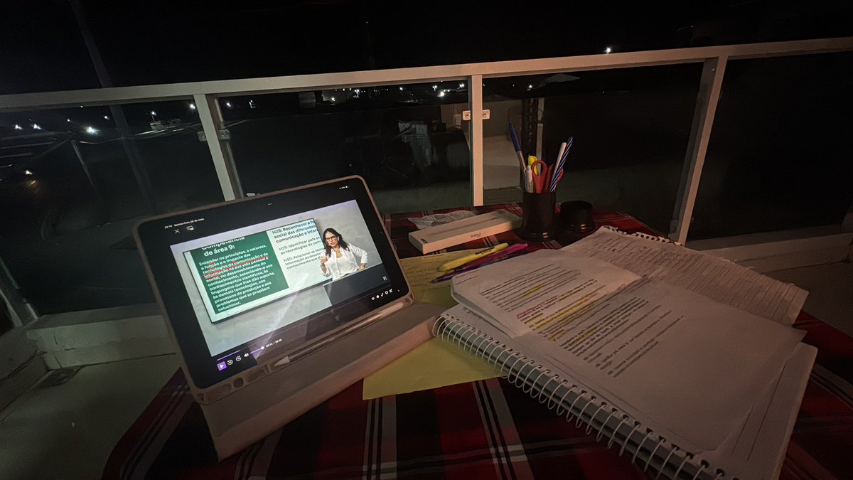 studyylauy's tweet photo. Por aqui https://t.co/8CLEFNJWzJ
