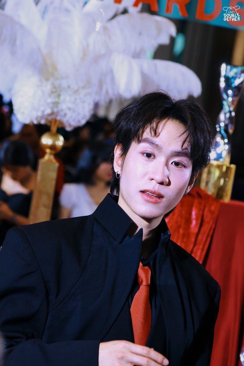 Double_Gether's tweet photo. [27052026] 🤍🪽

#KCLAWARDS2026
#double_jira : @2lazydouble 

#DoubleGether https://t.co/0THVCsKPRv