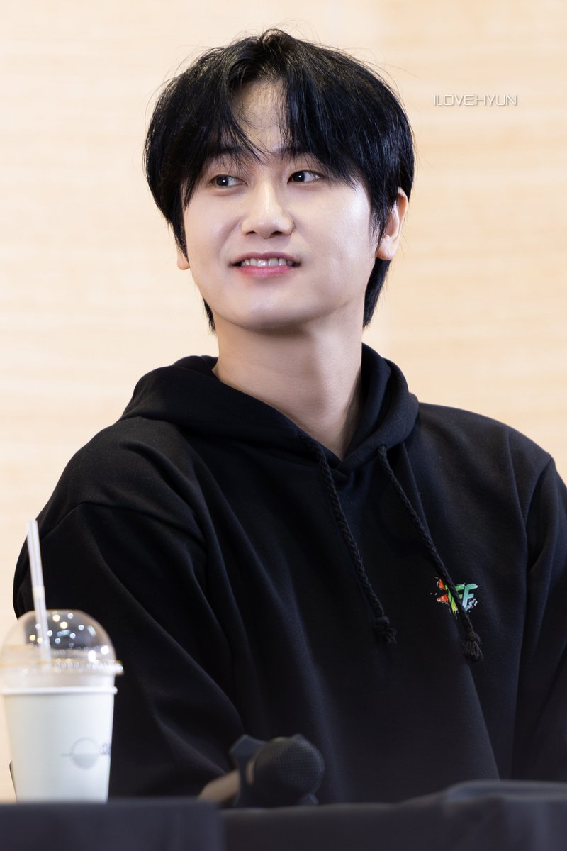 아이러브현♥ tweet media
