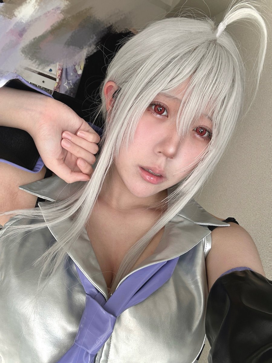miantangdie's tweet photo. その日はたくさんの動画を撮りましたが、写真はほとんど撮れませんでした😭でもね、授業は本当に退屈すぎます！授業中にこっそりと、限られた写真の中から一枚選んで加工します！(lol）

#vocaloid亜種 #弱音ハク #cosplayㅤ https://t.co/SYF3cXoEeu
