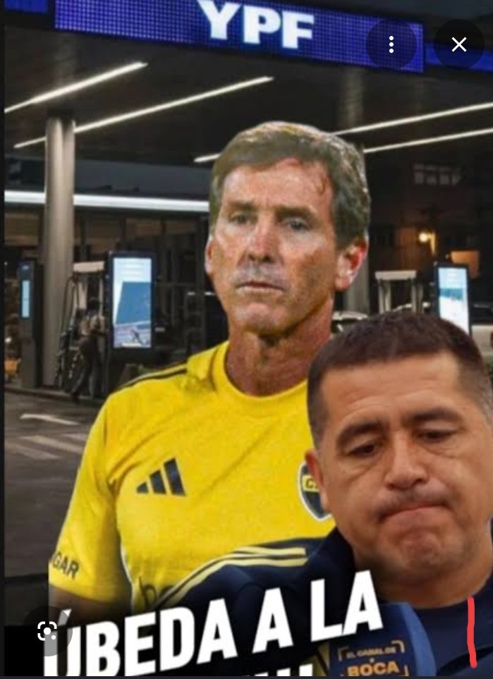 EMarcosN's tweet photo. Riquelme esperando a Úbeda en la madrugada!!!! #boca #universidadcatolica #libertadores https://t.co/QCEDgCkbBW