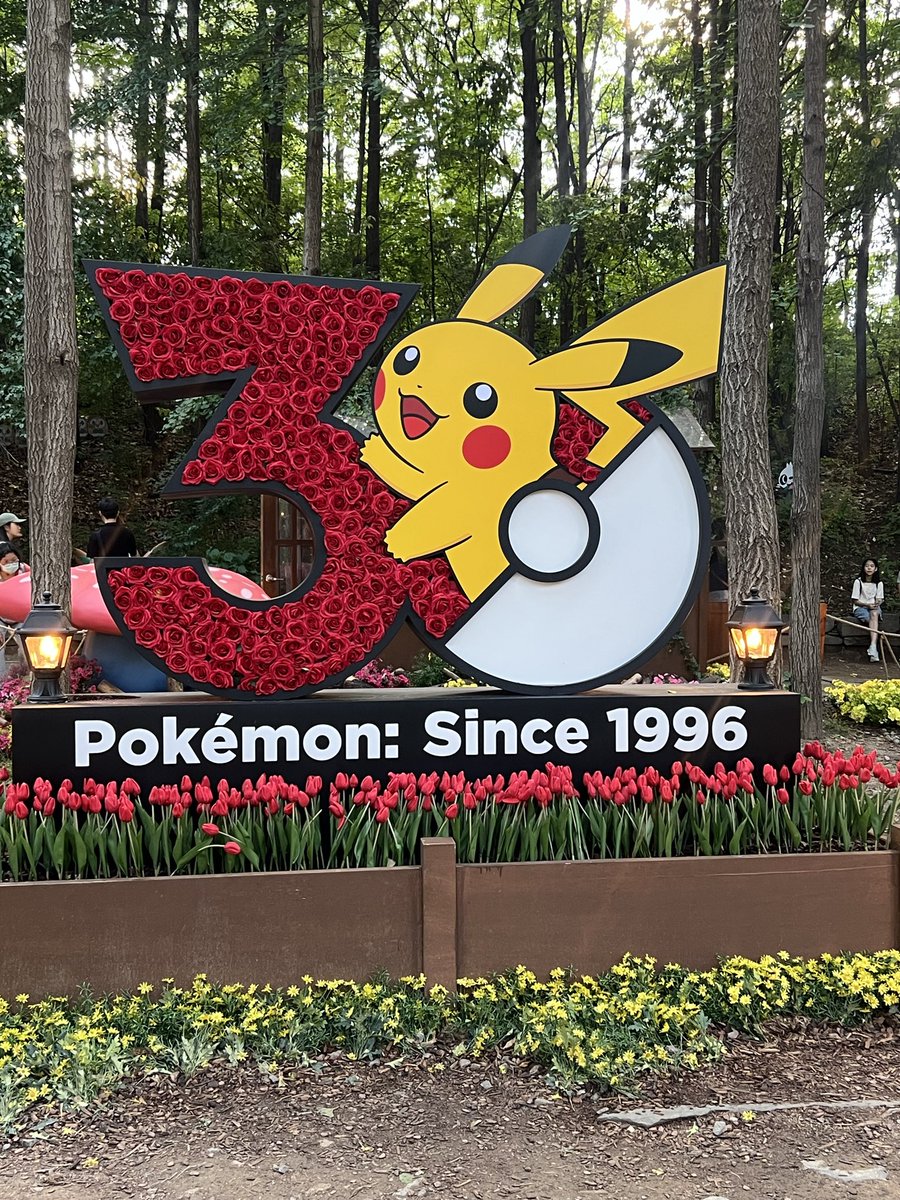 _cockatiel555's tweet photo. ソウルの森　#PokemonForest
荷物持ち要員ですが可愛かった💕 https://t.co/UBaqzhqgLe