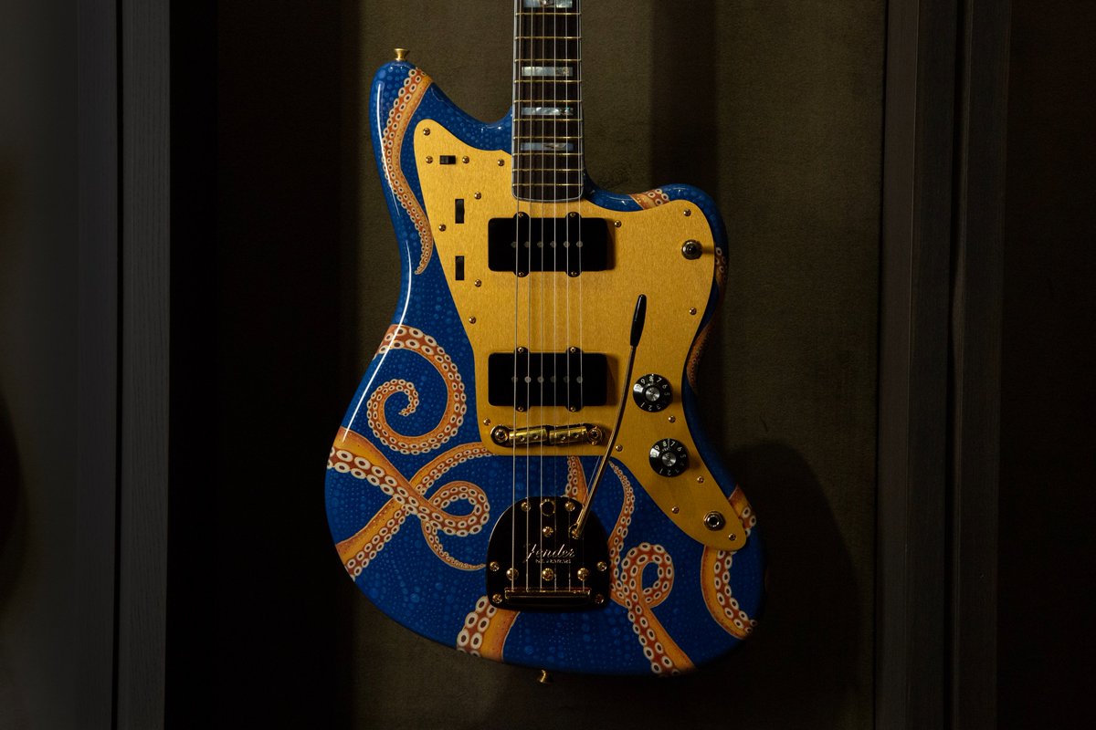 FenderCustomShop: DAVID BROWN MASTER BUILT OCTOPUS TENTACLES