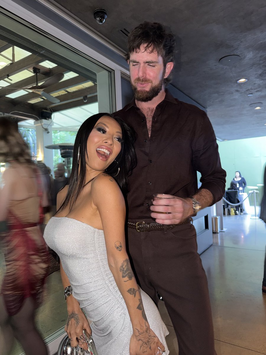 girthmasterr's tweet photo. Pornhub’s favorite male creator! 🏆🧡🖤 
HUGE thank you to everyone that voted and watched me over the last year, I wouldn’t be here without y’all 🫶 https://t.co/WuDpVSXSRb