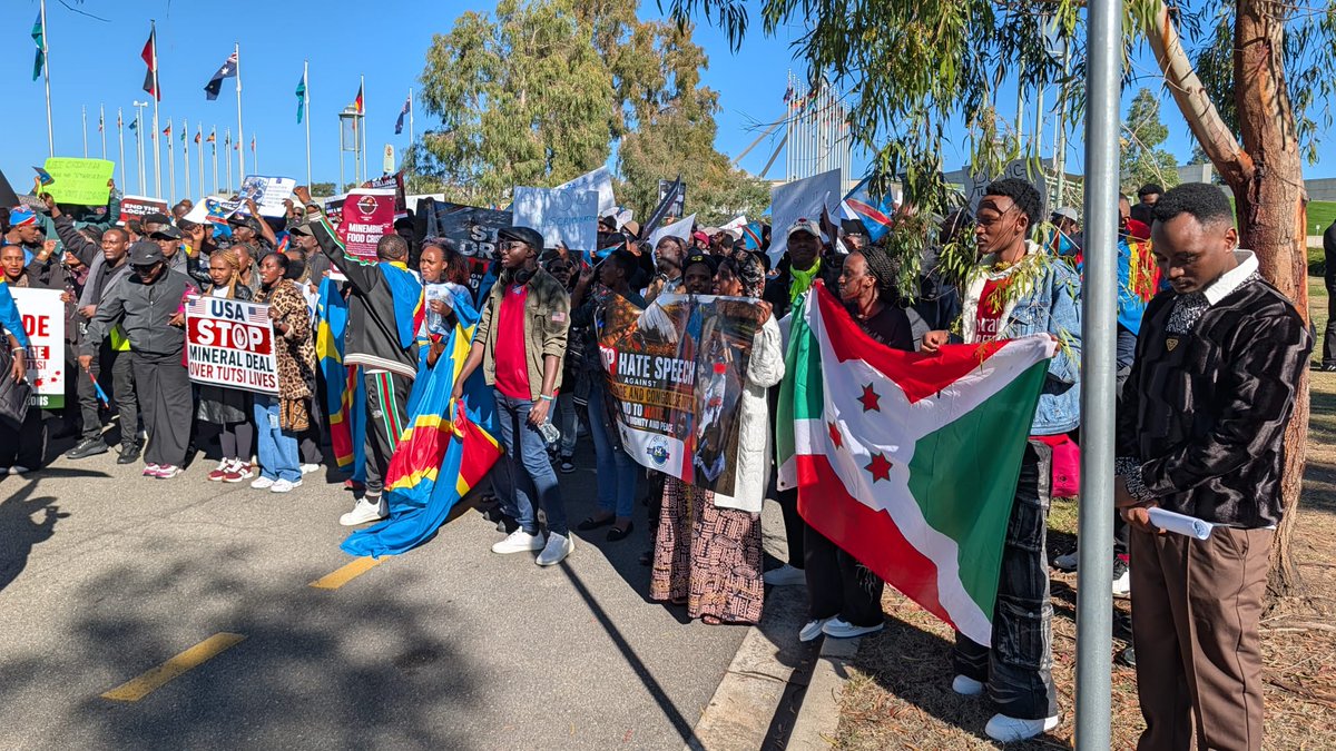 pacifiqueNdayi2's tweet photo. #NevaKisekedi &amp; #Fdlr must be neutralised! @JenzzoB @twiraneho30654 @nadine79_nadine @Mubijabo @amothman @12amorFati @Nzungupmm @Ndizeyepat86851 @Mamaurwagasabo1 @AugustinBi33425 @abcnews @pamellamu1 @ndoridalt @MaxNdayizeye @enkurunz @rwandan_pundit @ORuhumuriza @Fidelrugabo https://t.co/NAKQaIlEKC