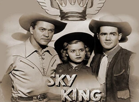 RevDodd_Redux's tweet photo. @ThrillaRilla369 Out of the blue of the western sky comes ... https://t.co/Ktwm4FuaPU