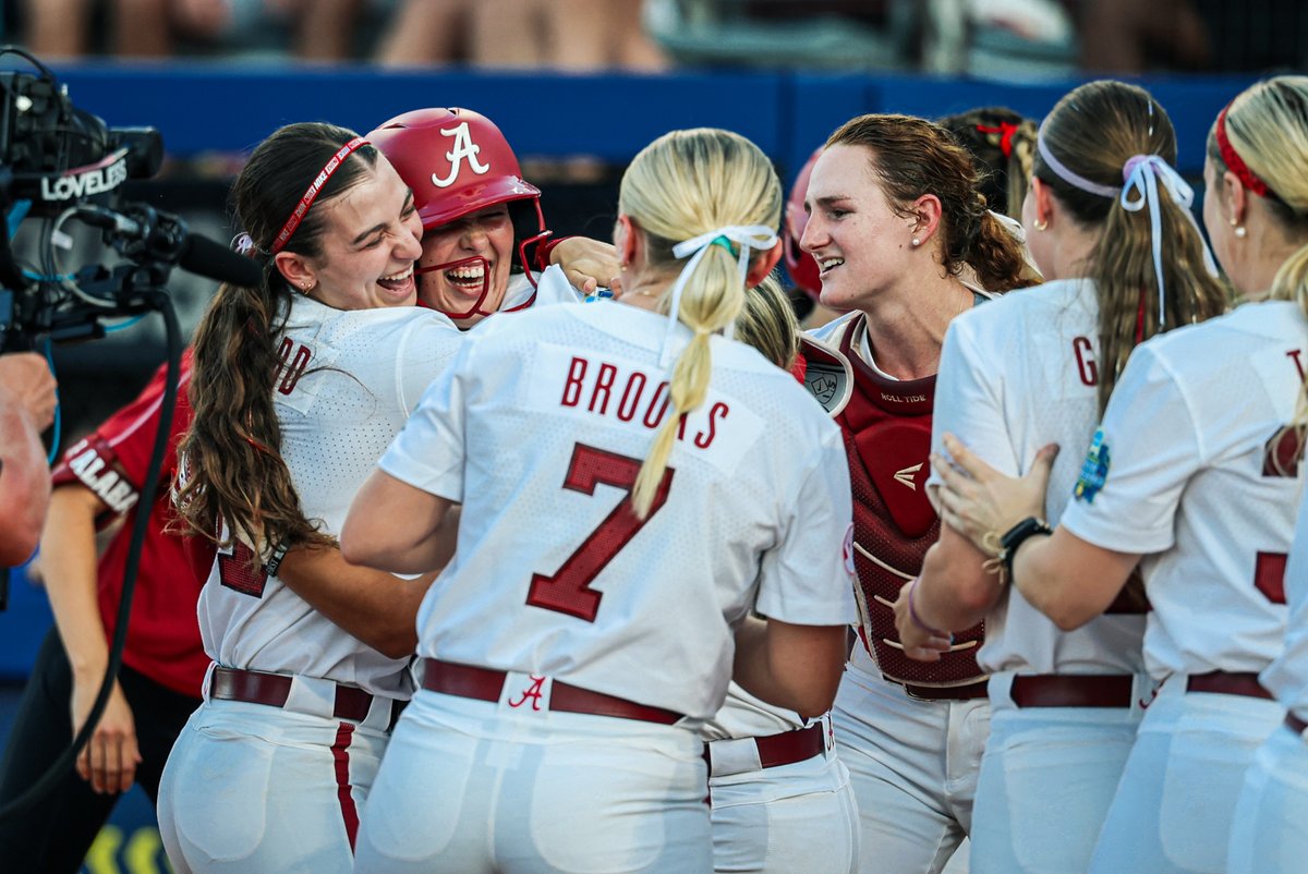 UA_Athletics's tweet photo. https://t.co/II6w9TWoCe