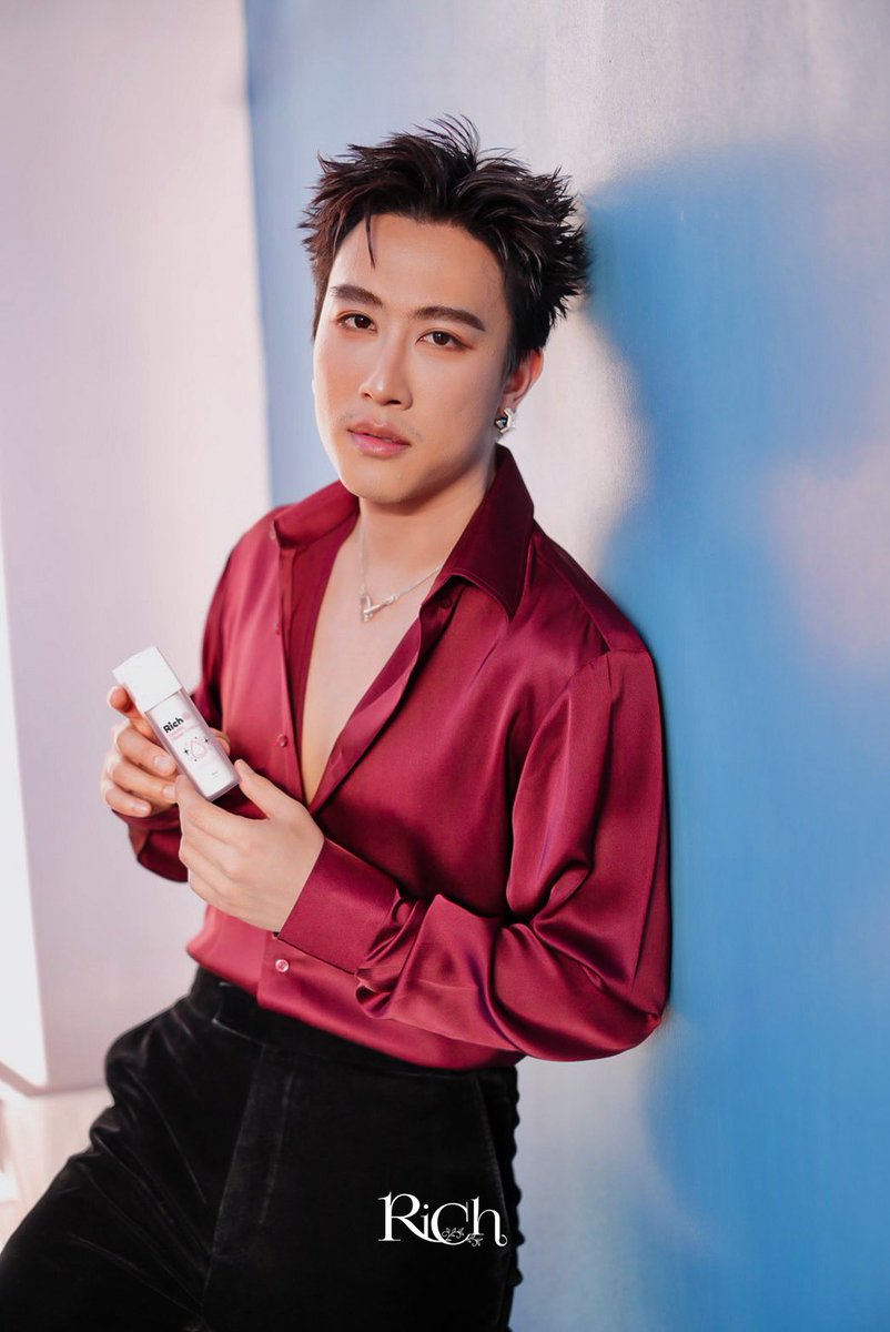 tndrich's tweet photo. ☘️ 𝐑𝐢𝐜𝐡 𝐆𝐞𝐧𝐭𝐥𝐞 𝐌𝐨𝐢𝐬𝐭 𝐂𝐫𝐞𝐚𝐦 ⭐️

เนื้อครีมซึมไว บางเบา สบายผิว ช่วยเติมเต็มน้ำให้กับผิว ลดความแห้งตึง และล็อคความชุ่มชื้นให้ผิวได้อย่างยาวนาน ผิวแลดูฉ่ำน้ำ อิ่มฟู✨

#นุ๊กธนดล 
#TNDRICH #RICHSkincare https://t.co/eTwfQBFDOg