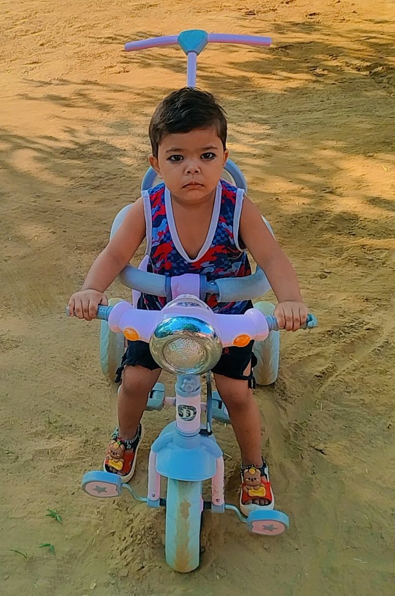 khushi_ch03's tweet photo. The CYCLE Campaign is an initiative by Saint Gurmeet Ram Rahim Singh Ji to promote personal fitness and environmental sustainability. The acronym stands for "Caring for Your health by Cycling and Lessening Earth pollution".
#FridayFitness 
#CycleCampaign https://t.co/sGrao4MgUM
