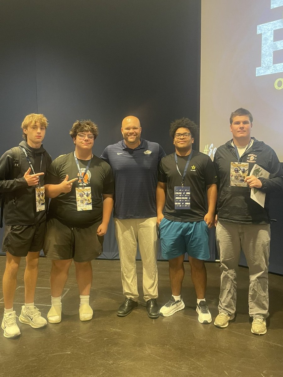 aidanajello7's tweet photo. Had A great time on campus at Juniata for Junior day. Thank you to all the Juniata staff to make the day special! @CoachFry8 @CoachHop11 @JuniataEagles @YSAthletics @CoachTreadJC @Coach_Adolph https://t.co/vlJItMQkAC