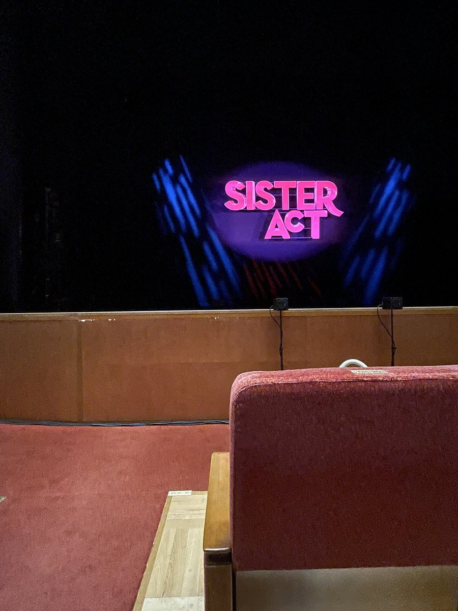 youkounoguchi's tweet photo. オケピあるので
センブロ2列目通路脇
#天使にラブソングを 
#SISTERACT 
楽しみ🎵🎵 https://t.co/ALsYxWhHiz