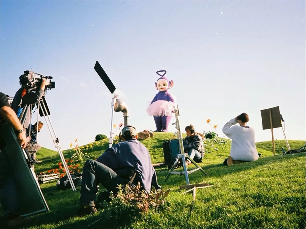 TeleArchives's tweet photo. Eyes on Tinky Winky! https://t.co/pB0VO3FiLH