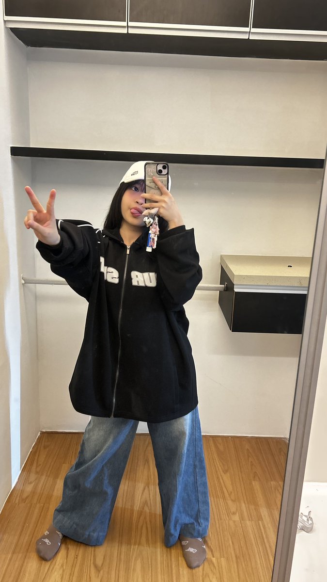 cindy_klp48's tweet photo. Gooddd morninggggg💜🫶, you like cool cindyyy??? Or cute cindyy?🫶 https://t.co/dDFFqPbxpB