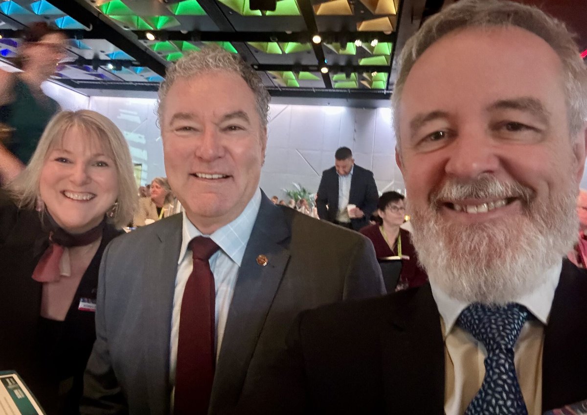 ASPALeaders's tweet photo. Local decision making and principal agency as part of a supportive and connected system were welcome themes from Hon. John-Paul Langbroek MP and Sharon Schimming yesterday at the Queensland Secondary Principals' Association conference #NextIsNow https://t.co/cXnii9Dnhc