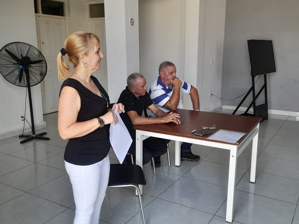 MadrazoEscalona's tweet photo. Hoy realizamos en GEDEL el Taller de generalización de resultados científico vinculados con la producción sostenible de alimentos, participaron productores, #UPR , #CitmaPinar, Instituto de suelo y #Ecovida. #CitmaCuba #Cuba #Citma #PinardelRio https://t.co/ldglG2zaUk