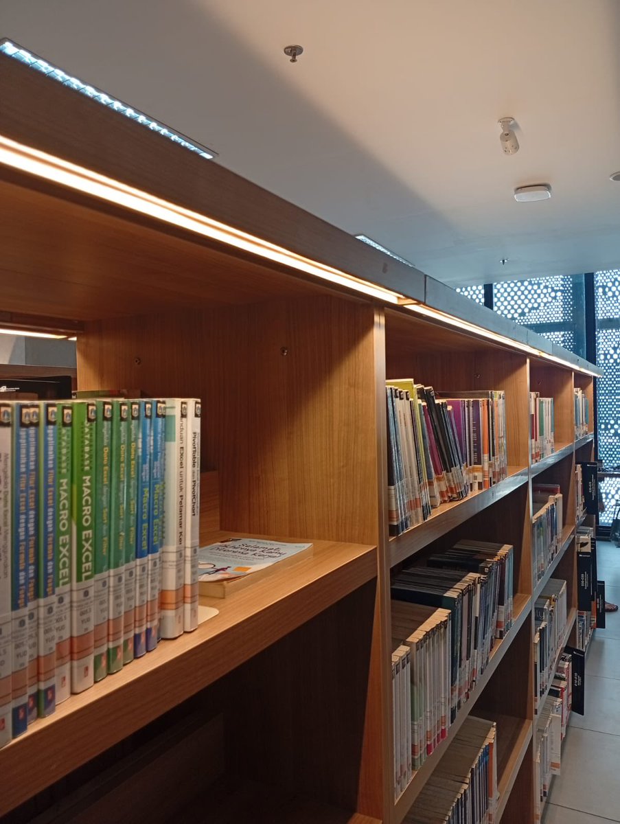 Ikatan Mahasiswa Prodi Ilmu Perpustakaan UI tweet media