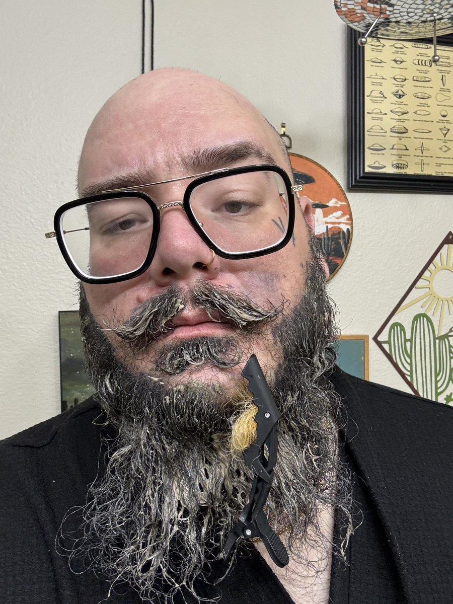 chokeslamdaddy's tweet photo. The price I pay to look hot https://t.co/fcYnNMDdtz