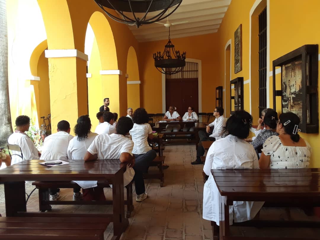 DmsTdadDocencia's tweet photo. Realizado el Forum de Ciencia y Técnica Municipal en Sede universitaria Trinidad,con amplia participación de nuestros estudiantes de Ciencias Médicas @CaracuseyVdam @DmsJefe58628 @docencia_salud @HospitalTr20417 @ https://t.co/06Ue99RiuV